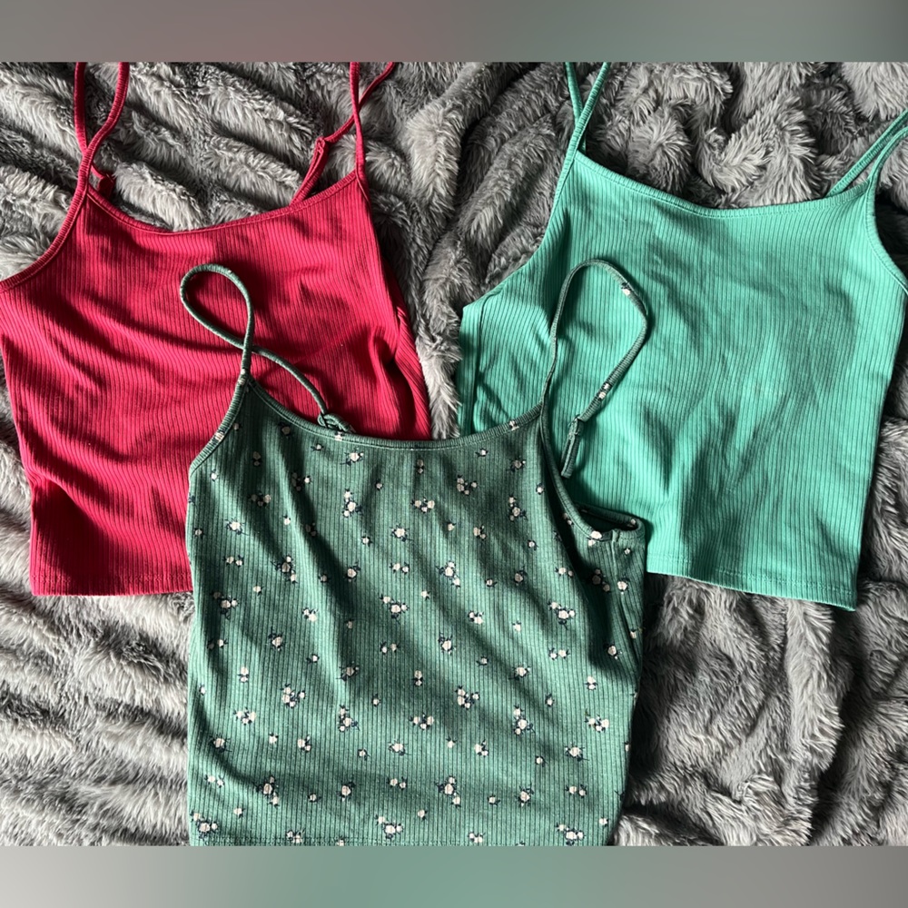 American Eagle Summer Tank Tops Bundle